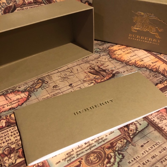 NWT Burberry Sunglasses EMPTY Box w/ booklet - Picture 3 of 5
